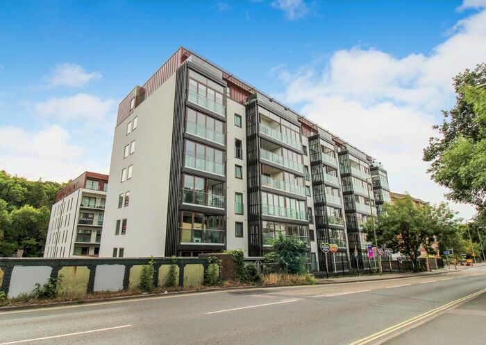 1 Bedroom Flat To Rent In Grandview, Farnborough, Hampshire, GU14