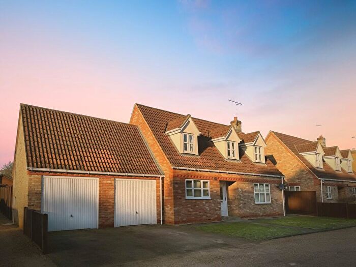 3 Bedroom Detached House For Sale In Mile End, Brandon, IP27