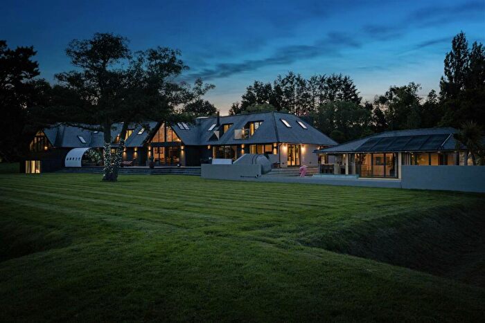 8 Bedroom Detached House For Sale In Danworth Lane, Hurstpierpoint, BN6