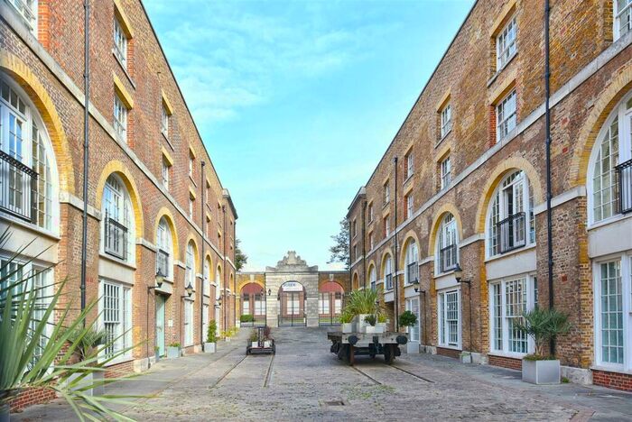 1 Bedroom Apartment To Rent In The Listed Building, The Highway, E1W
