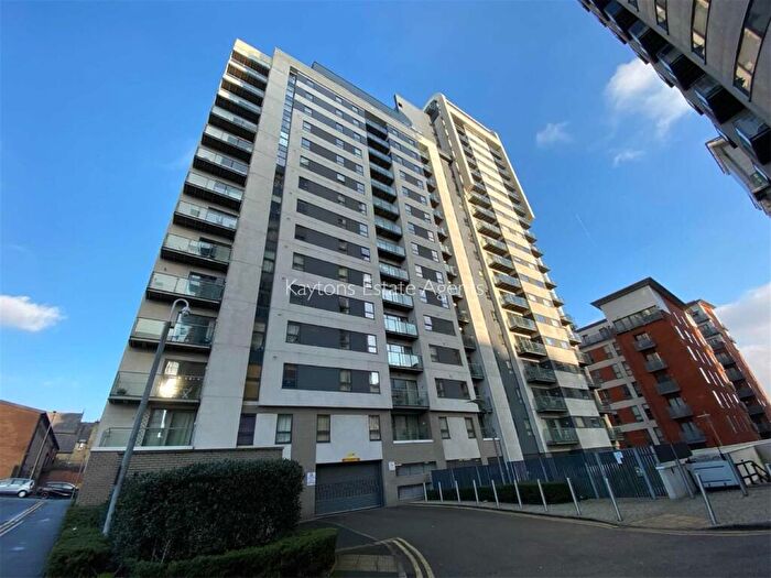 1 Bedroom Apartment To Rent In Britton House, Lord Street, M4