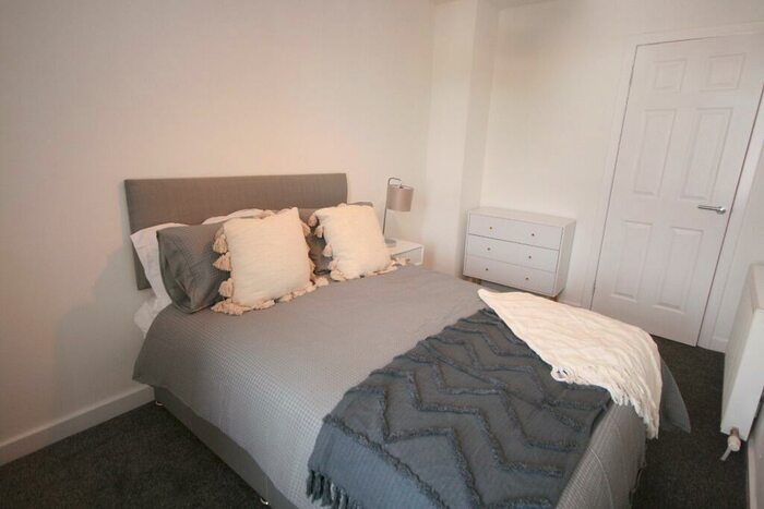 2 Bedroom Flat To Rent In Stevenson Street, Calton, Glasgow, G40