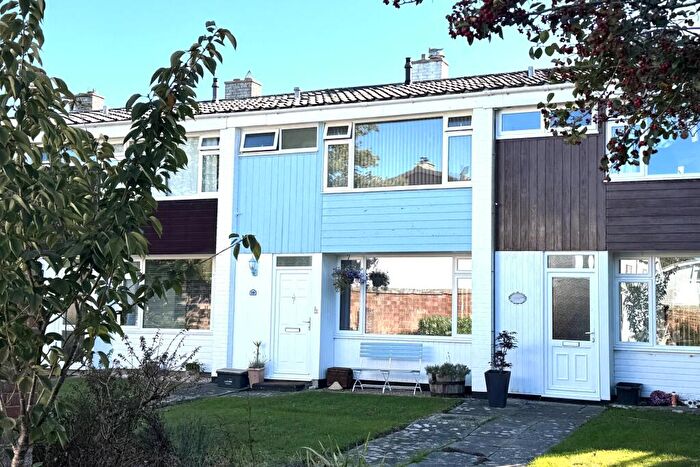 3 Bedroom Terraced House For Sale In Maple Close Barton On Sea New Milton, BH25