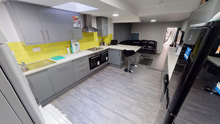 6 Bedroom House To Rent In Dawlish Road, Selly Oak, B29