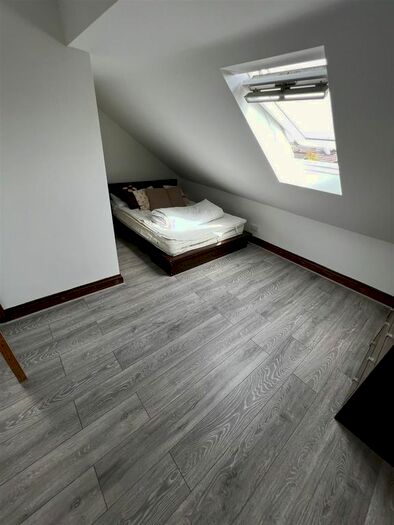 1 Bedroom Studio To Rent In Holmwood Road, Enfield, EN3