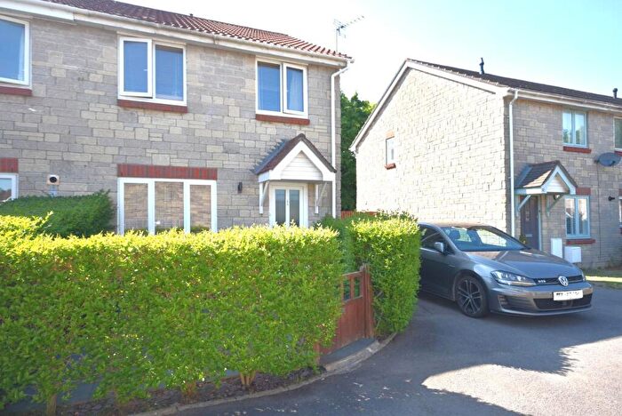 3 Bedroom End Of Terrace House To Rent In Heol Y Fro, Llantwit Major, CF61