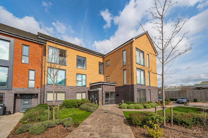 1 Bedroom Flat To Rent In Longships Way, Kennet Island, RG2