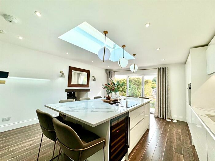 5 Bedroom Detached House For Sale In Elburton, Plymouth, PL9