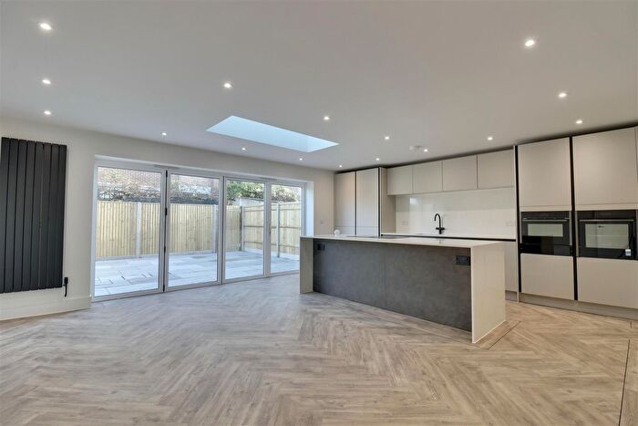 4 Bedroom Semi-Detached House For Sale In Spencer Road, Southsea, PO4