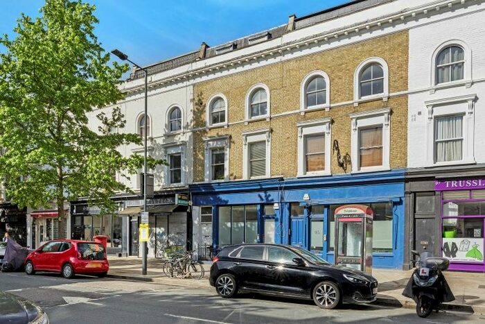 1 Bedroom Flat To Rent In Hammersmith Grove, London, W6