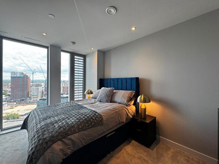 2 Bedroom Apartment To Rent In Apartment, Greengate, Salford, Greater Manchester, M3