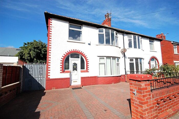 3 Bedroom Semi Detached House To Rent In Rosebank Avenue, Blackpool, FY4