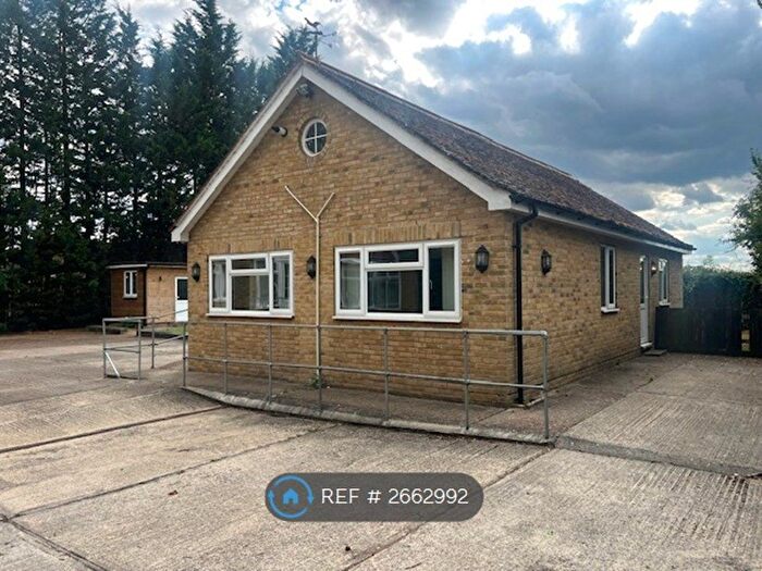Studio To Rent In Bonehurst Road, Horley, RH6