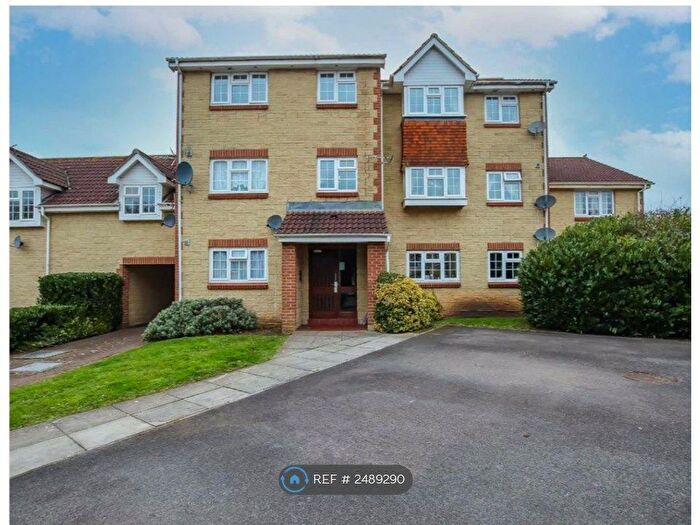 1 Bedroom Flat To Rent In Collett Close, Bristol, BS15
