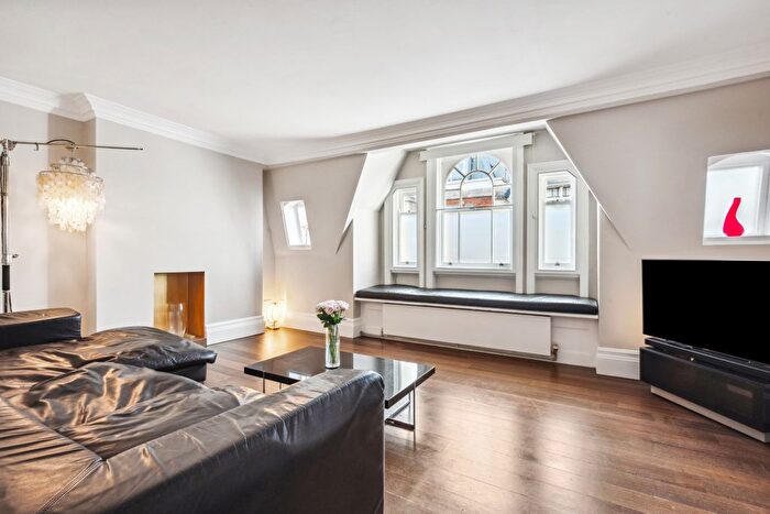 1 Bedroom Flat For Sale In Great Portland Street, London, United Kingdom, W1W