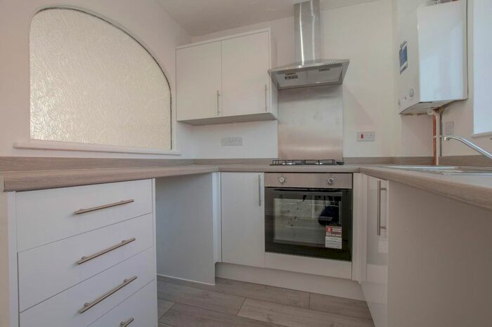 1 Bedroom Terraced House To Rent In Bracklesham Close, Southampton, SO19