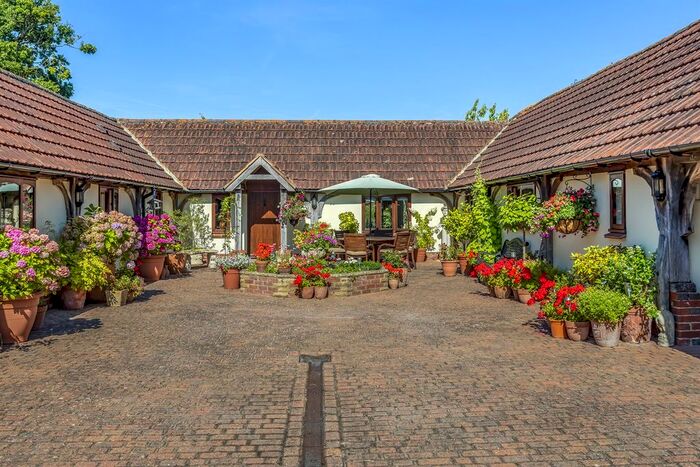 5 Bedroom Detached House For Sale In Bines Green, Ashurst, RH13