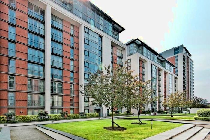 1 Bedroom Flat To Rent In Capital East Apparmtents, Western Gateway, Royal Victoria Docks, Canary Wharf, London, E16