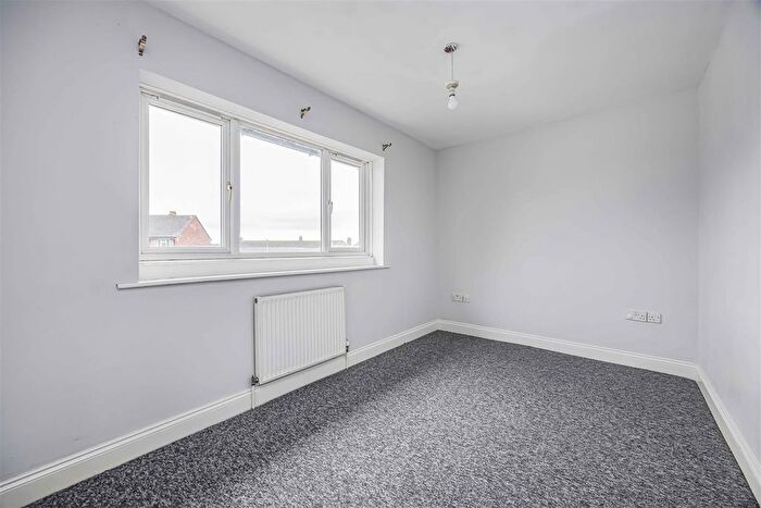 3 Bedroom End Terrace House For Sale In Whitstable Road, Cosham, Portsmouth, PO6