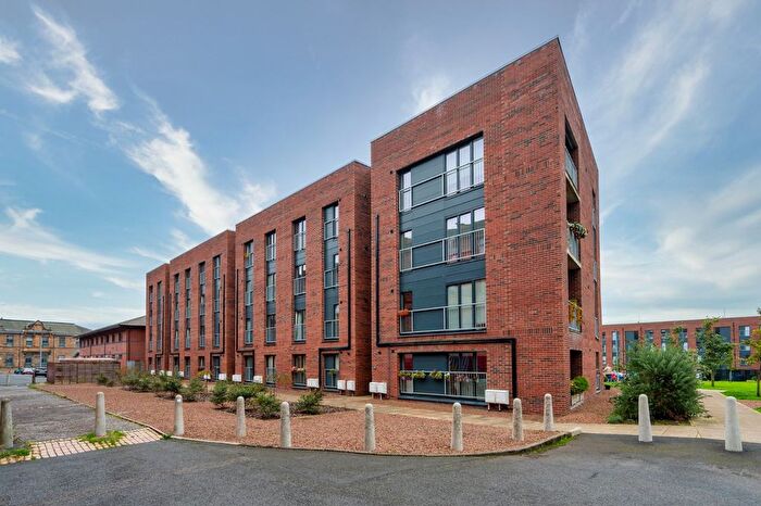 2 Bedroom Flat To Rent In Hathaway Street, Glasgow, Glasgow City, G20