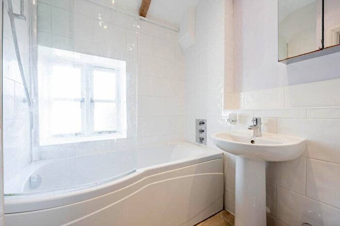 2 Bedroom Terraced House For Sale In Norton Park, Chipping Norton, OX7