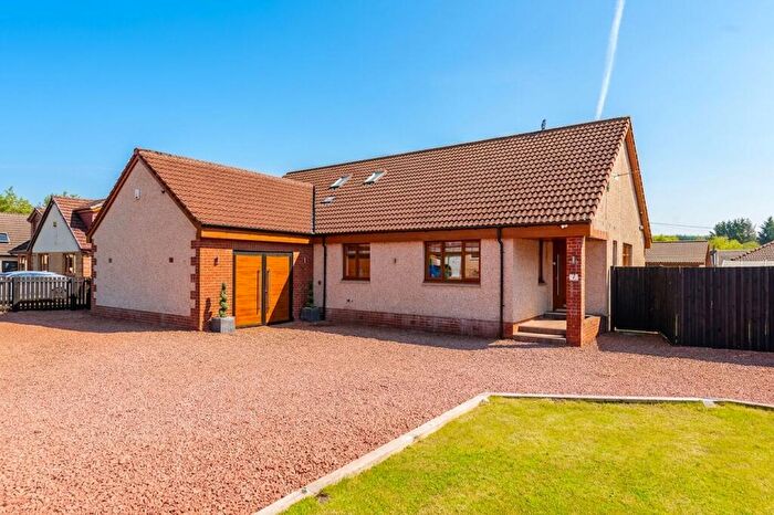 5 Bedroom Detached House For Sale In Willow Grove, Fauldhouse, EH47