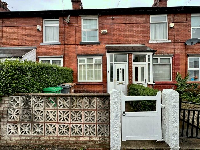 2 Bedroom Terraced House To Rent In Whitehall Road, Didsbury, M20