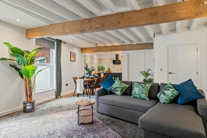 1 Bedroom Flat To Rent In Sandgate Road, Folkestone, CT20