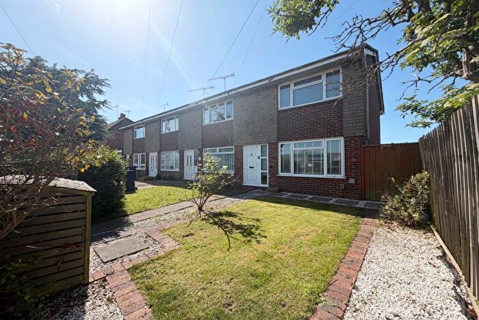 2 Bedroom House To Rent In Dominion Road, Worthing, BN14