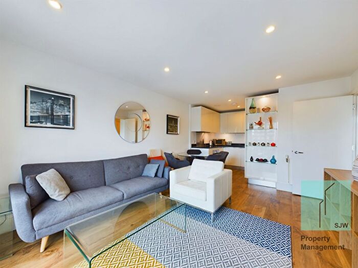 2 Bedroom Flat To Rent In Major Draper Street, Warehouse Court Major Draper Street, SE18