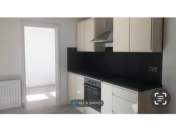 4 Bedroom Terraced House To Rent In Dunsbury Way, Havant, PO9