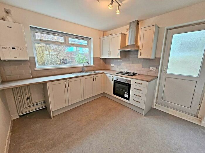 3 Bedroom Terraced House To Rent In Commercial Street, Beddau, Pontypridd, CF38