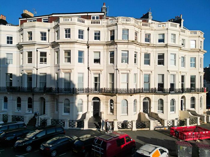 1 Bedroom Flat To Rent In St. Aubyns, Hove, BN3