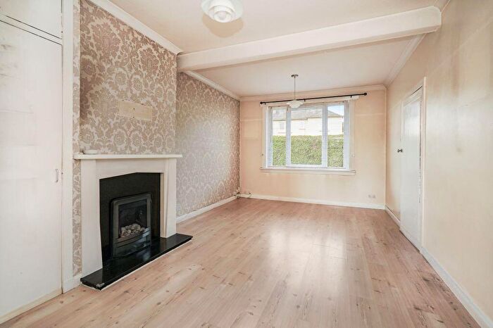 2 Bedroom Flat For Sale In Clearburn Gardens, Prestonfield, Edinburgh, EH16