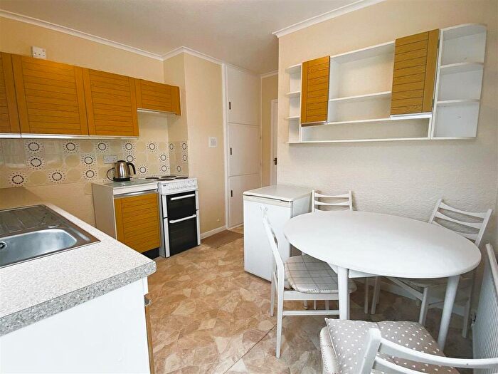 2 Bedroom Semi-Detached Bungalow For Sale In Belvoir Drive, Syston, LE7