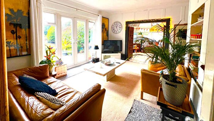 4 Bedroom Detached House For Sale In Poverest Road, Orpington, BR5