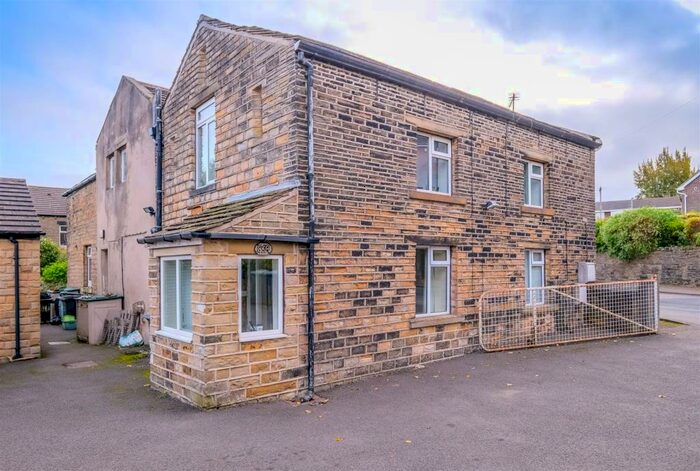1 Bedroom Apartment To Rent In West Street, Lindley, Huddersfield, HD3