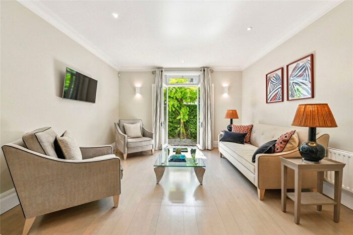 1 Bedroom Flat To Rent In Holbein Place, Sloane Square, London, SW1W