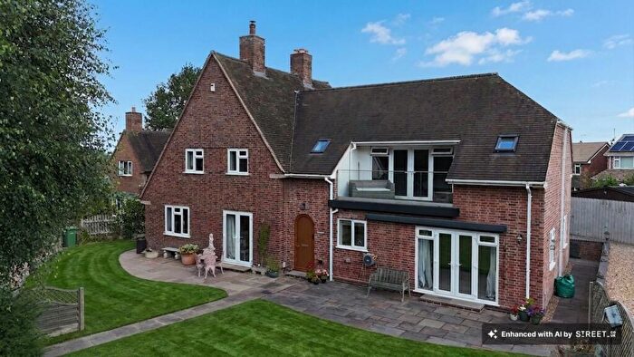 6 Bedroom Detached House For Sale In Main Road, Great Haywood, ST18