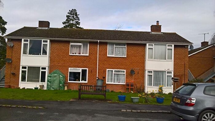 2 Bedroom Flat To Rent In Tenbury Wells, Worcestershire, WR15