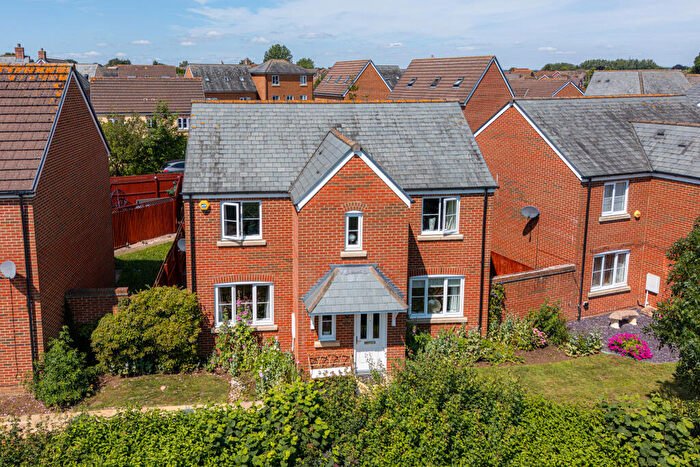 4 Bedroom Detached House For Sale In Eagle Park, Trowbridge, BA14