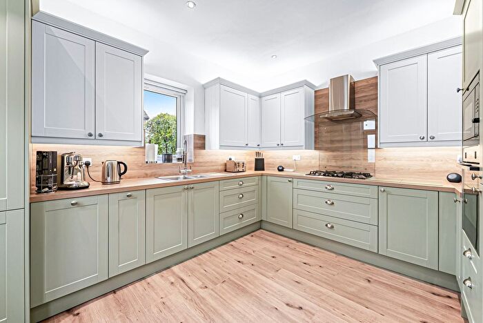 3 Bedroom Semi-detached House For Sale In Moorland Road, Harrogate, HG2