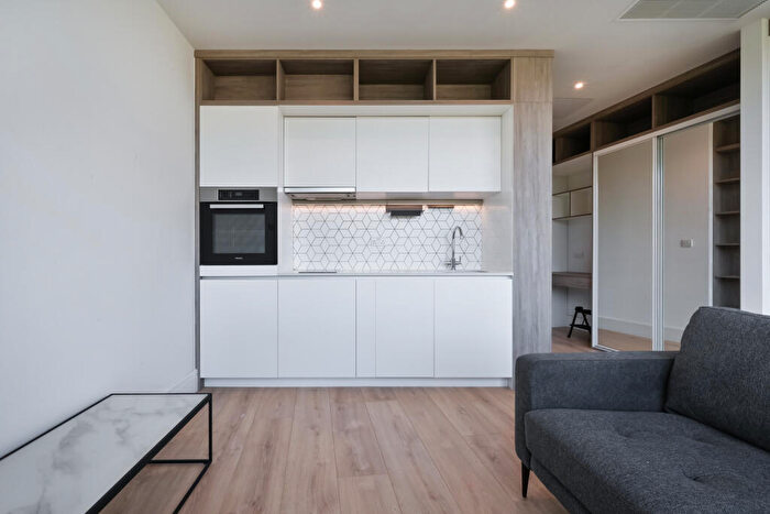 Studio To Rent In Aviator House, Station Road, Addlestone, Surrey, KT15