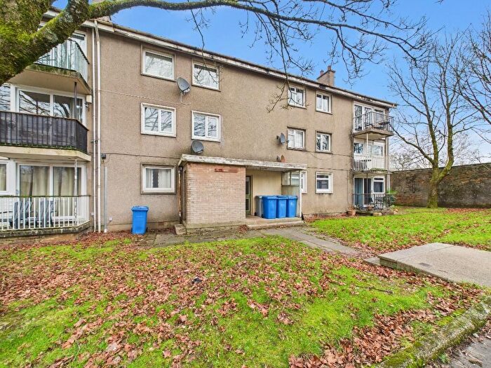 2 Bedroom Flat To Rent In Columbia Place, East Kilbride, G75