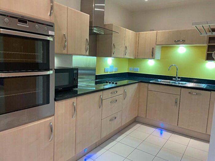 2 Bedroom Retirement Property For Sale In Parham House, Bramshott Place, King George's Drive, Liphook, Hampshire, GU30