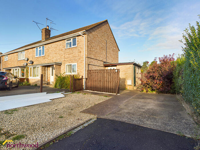 2 Bedroom Maisonette To Rent In Blackwell Road, Tredington, CV36