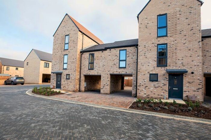 4 Bedroom Town House To Rent In Elder Crescent, St. Neots, PE19