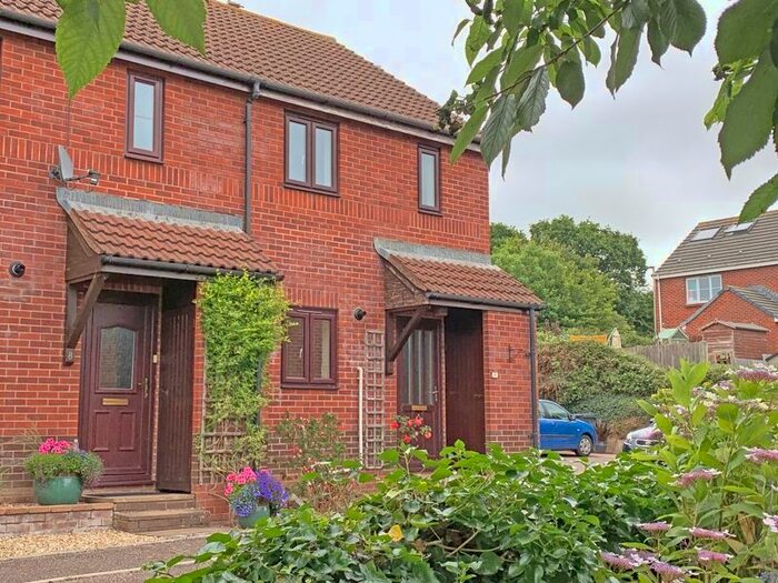 2 Bedroom End Of Terrace House To Rent In Chambers Close, Sidmouth EX10