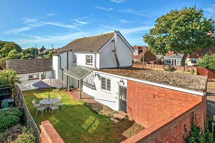 3 Bedroom Detached House For Sale In Bound Lane, Hayling Island, Hampshire, PO11