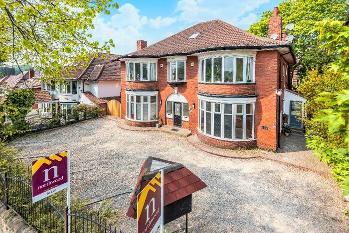 3 Bedroom Flat To Rent In Newton Hill Court, Chapeltown Road, Chapel Allerton, Leeds, LS7